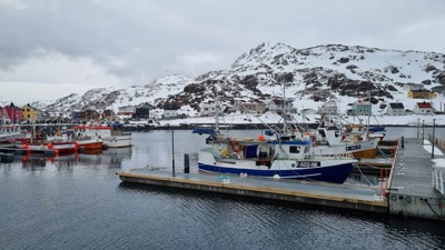 Kamøyvær fiskerihavn åpnet i 2024 sitt flytebryggeanlegg som var delvis finansiert gjennom tilskuddsordningen for kommunale fiskerihavntiltak.