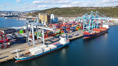 Containerhavn i Oslo. 